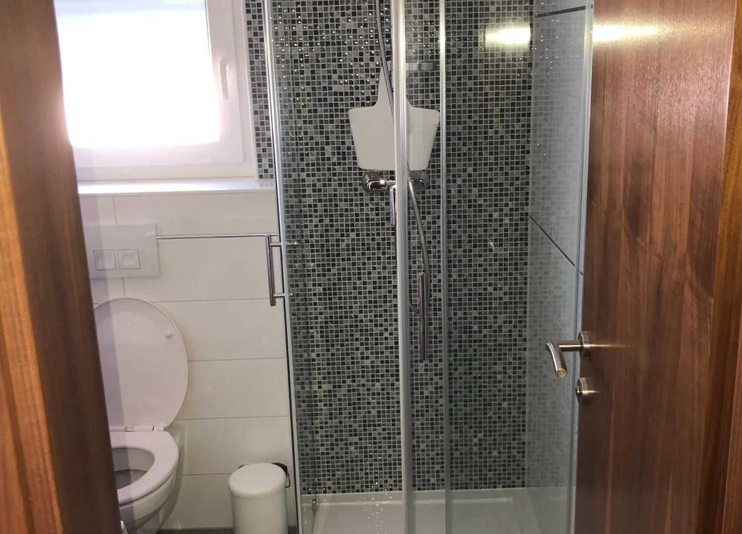 Apartmani Gavran Sukošan Lägenhet